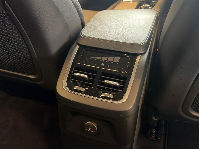 2021 (21) VOLVO XC90 2.0 T8 Recharge PHEV Inscription Expr 5dr AWD Auto 5904724