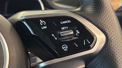 2023 (72) JAGUAR F-PACE 2.0 P400e S 5dr Auto AWD 5906401