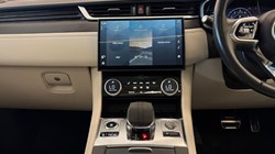 2023 (72) JAGUAR F-PACE 2.0 P400e S 5dr Auto AWD 5906386