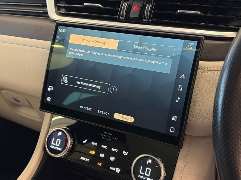 2023 (72) JAGUAR F-PACE 2.0 P400e S 5dr Auto AWD 5906429