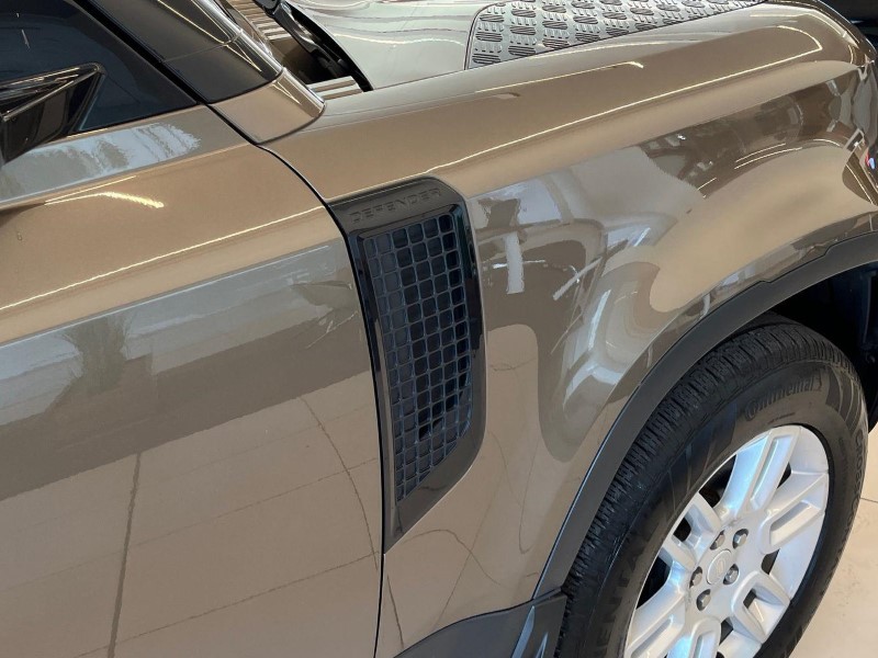 2024 (24) LAND ROVER COMMERCIAL DEFENDER 3.0 D250 Hard Top Auto [3 Seat] 5913078