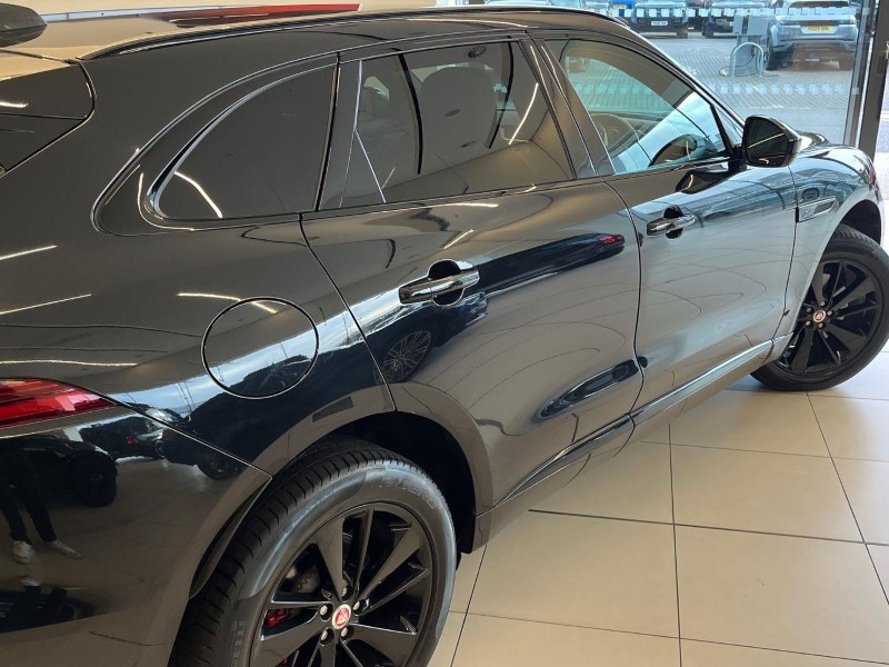 2022 (22) JAGUAR F-PACE 2.0 D200 R-Dynamic Black 5dr Auto AWD 5941448