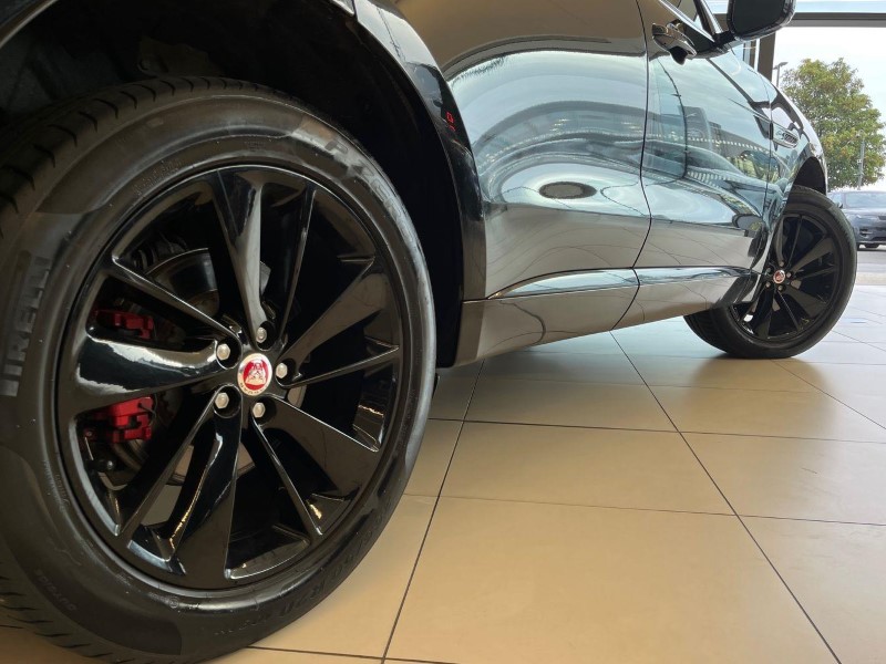 2022 (22) JAGUAR F-PACE 2.0 D200 R-Dynamic Black 5dr Auto AWD 5941445