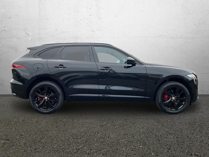2022 (22) JAGUAR F-PACE 2.0 D200 R-Dynamic Black 5dr Auto AWD 5941401