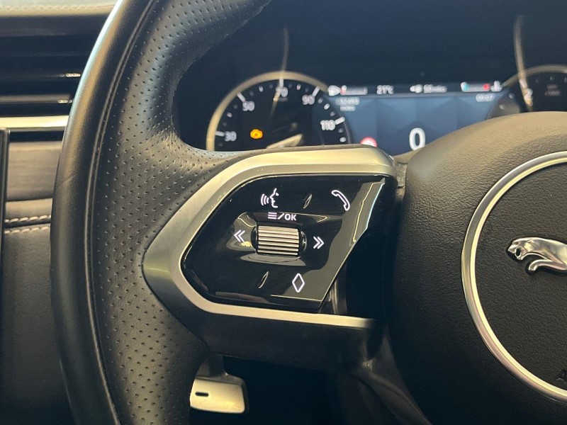 2022 (22) JAGUAR F-PACE 2.0 D200 R-Dynamic Black 5dr Auto AWD 5941424