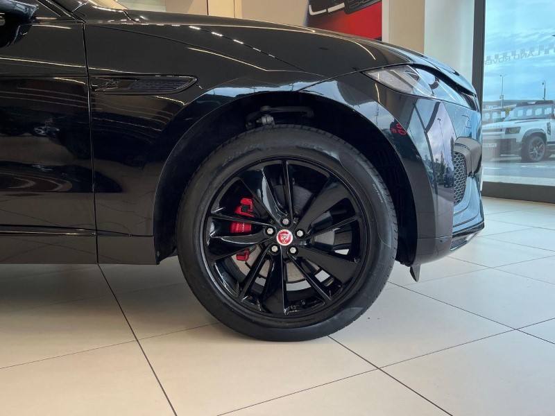2022 (22) JAGUAR F-PACE 2.0 D200 R-Dynamic Black 5dr Auto AWD 5941404