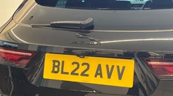 2022 (22) JAGUAR F-PACE 2.0 D200 R-Dynamic Black 5dr Auto AWD 5941443
