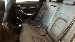 2022 (22) JAGUAR F-PACE 2.0 D200 R-Dynamic Black 5dr Auto AWD 5941400