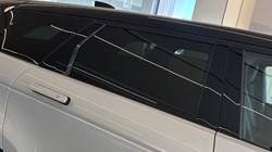 2024 (24) LAND ROVER RANGE ROVER EVOQUE 2.0 D200 Autobiography 5dr Auto 5899520