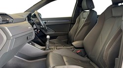 2021 (21) AUDI Q3 35 TFSI Edition 1 5dr 5932464