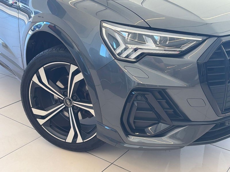 2021 (21) AUDI Q3 35 TFSI Edition 1 5dr 5932501