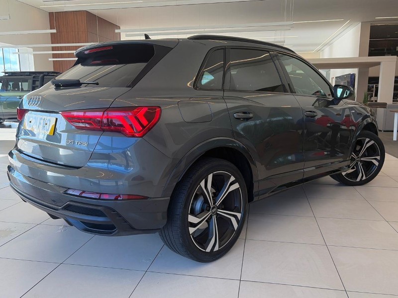 2021 (21) AUDI Q3 35 TFSI Edition 1 5dr 5932516