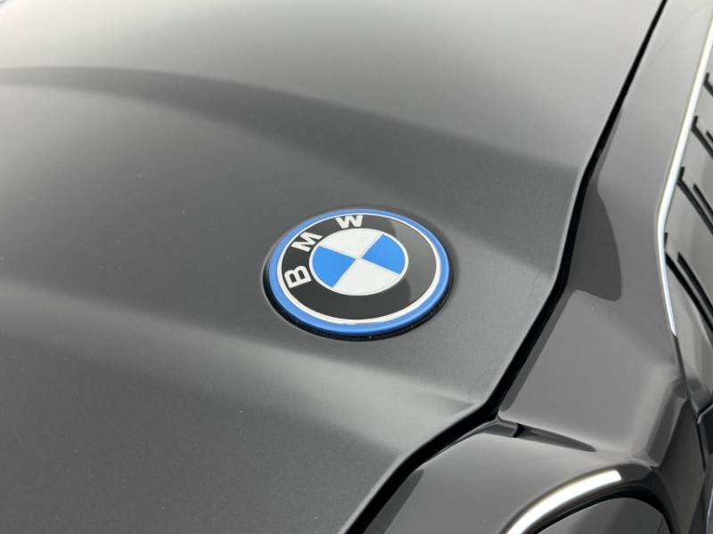  BMW 5 SERIES 550e xDrive M Sport Pro 4dr Auto 5502569