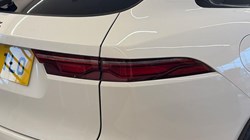 2023 (72) JAGUAR F-PACE 2.0 D200 R-Dynamic Black 5dr Auto AWD 5946111