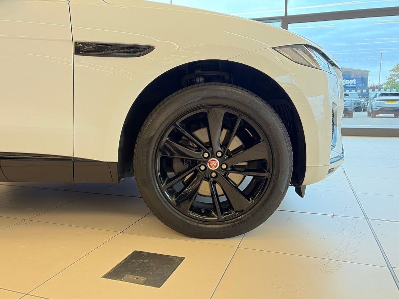 2023 (72) JAGUAR F-PACE 2.0 D200 R-Dynamic Black 5dr Auto AWD 5946069