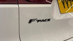 2023 (72) JAGUAR F-PACE 2.0 D200 R-Dynamic Black 5dr Auto AWD 5946110