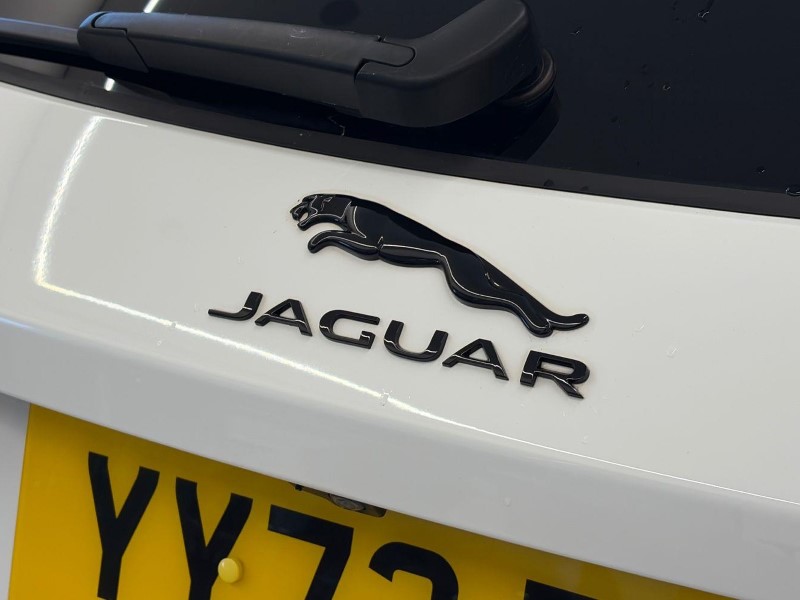 2023 (72) JAGUAR F-PACE 2.0 D200 R-Dynamic Black 5dr Auto AWD 5946109