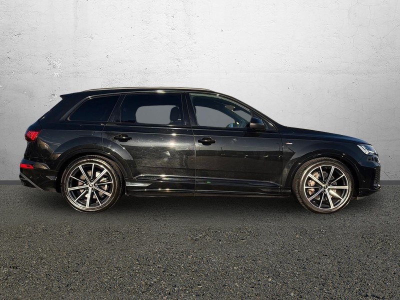 2024 (24) AUDI Q7 55 TFSI Quattro S Line 5dr Tiptronic 5951300