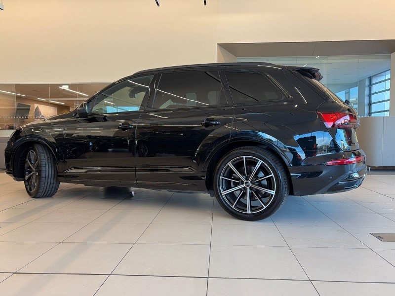 2024 (24) AUDI Q7 55 TFSI Quattro S Line 5dr Tiptronic 5951349