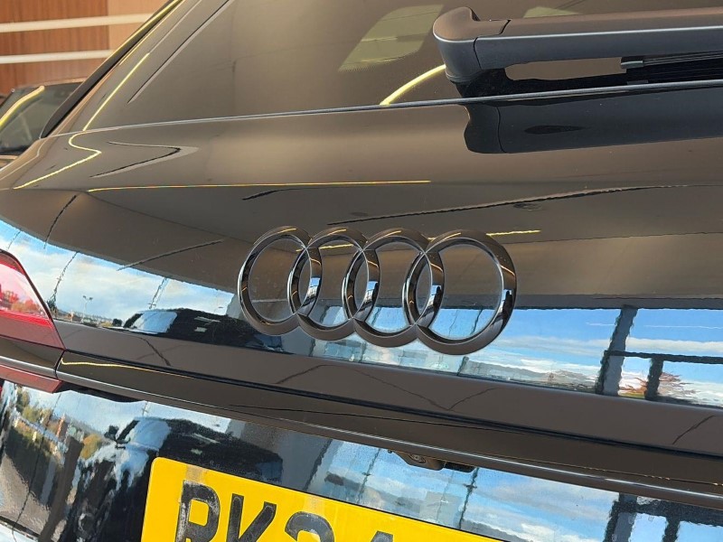 2024 (24) AUDI Q7 55 TFSI Quattro S Line 5dr Tiptronic 5951339