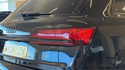 2024 (24) AUDI Q7 55 TFSI Quattro S Line 5dr Tiptronic 5951341
