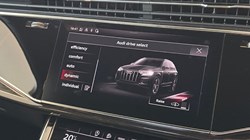 2024 (24) AUDI Q7 55 TFSI Quattro S Line 5dr Tiptronic 5951328