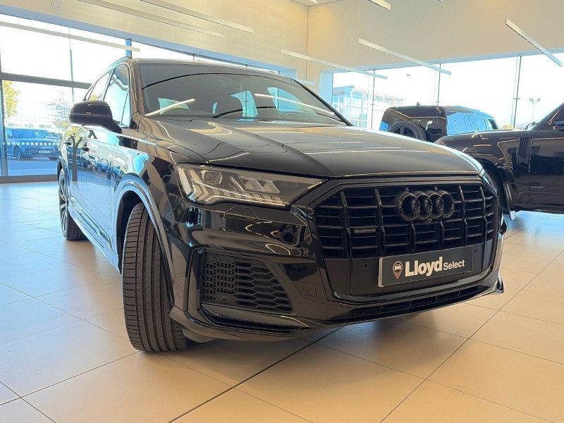 2024 (24) AUDI Q7 55 TFSI Quattro S Line 5dr Tiptronic 5951351
