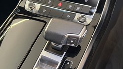 2024 (24) AUDI Q7 55 TFSI Quattro S Line 5dr Tiptronic 5951308