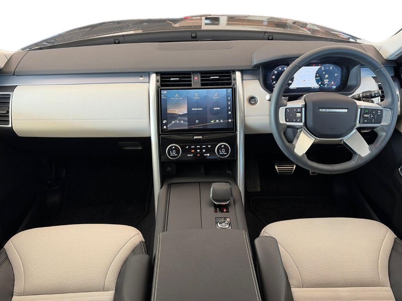 2025 (25) LAND ROVER DISCOVERY 3.0 D350 Dynamic SE 5dr Auto 5937682