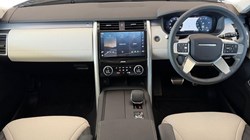 2025 (25) LAND ROVER DISCOVERY 3.0 D350 Dynamic SE 5dr Auto 5937682