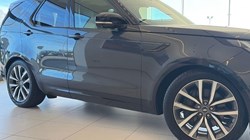 2025 (25) LAND ROVER DISCOVERY 3.0 D350 Dynamic SE 5dr Auto 5937720