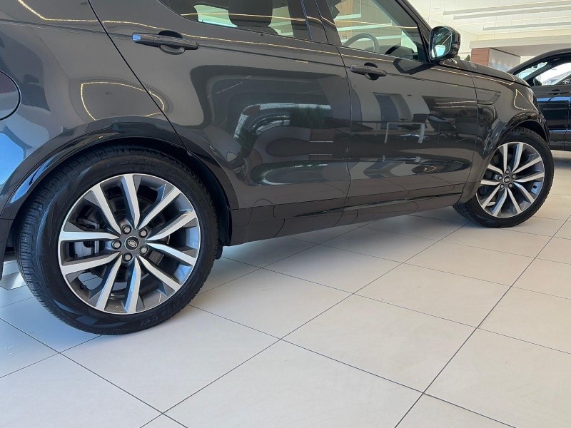 2025 (25) LAND ROVER DISCOVERY 3.0 D350 Dynamic SE 5dr Auto 5937724