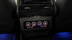 BMW M5 4dr DCT 5953691