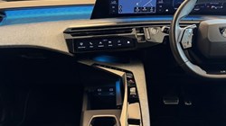 2024 (74) PEUGEOT 3008 1.2 Hybrid 136 GT 5dr e-DSC6 5957916
