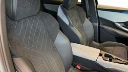 2024 (74) PEUGEOT 3008 1.2 Hybrid 136 GT 5dr e-DSC6 5957927