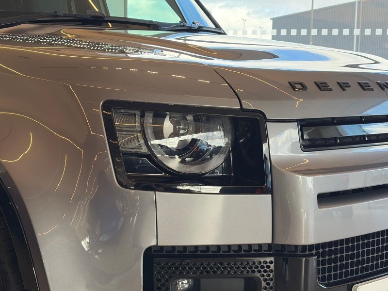 2022 (71) LAND ROVER DEFENDER 3.0 D300 X-Dynamic HSE 110 5dr Auto [6 Seat] 5948304