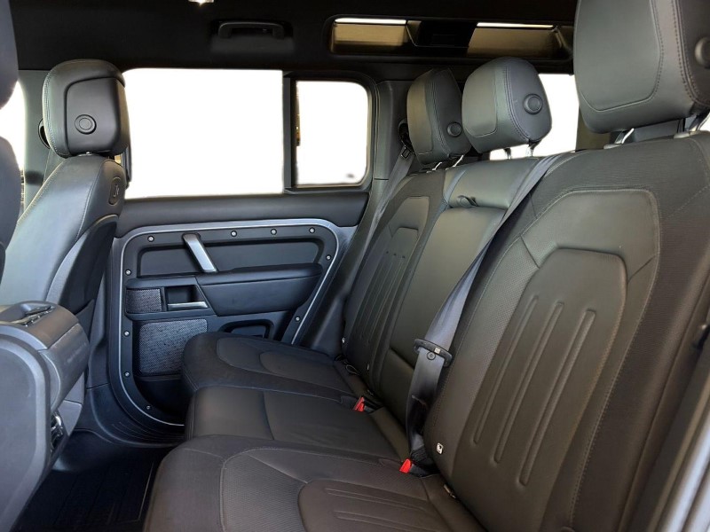 2022 (71) LAND ROVER DEFENDER 3.0 D300 X-Dynamic HSE 110 5dr Auto [6 Seat] 5948291