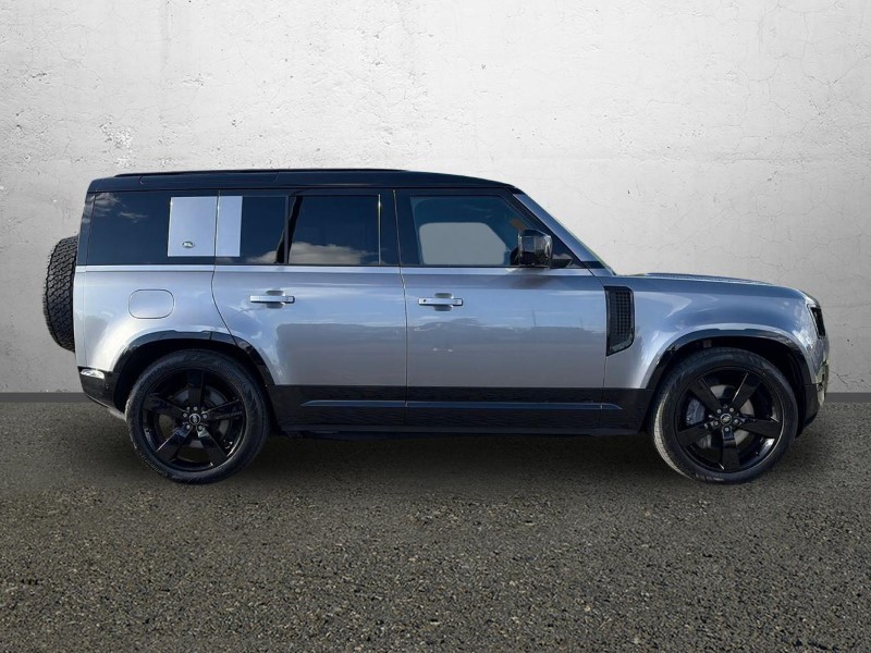 2022 (71) LAND ROVER DEFENDER 3.0 D300 X-Dynamic HSE 110 5dr Auto [6 Seat] 5948292