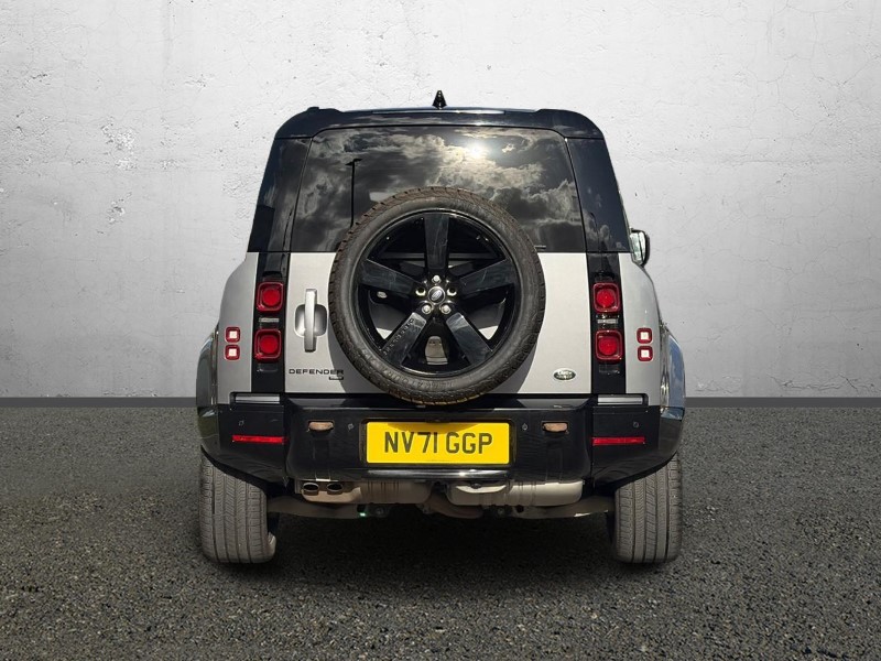 2022 (71) LAND ROVER DEFENDER 3.0 D300 X-Dynamic HSE 110 5dr Auto [6 Seat] 5948293