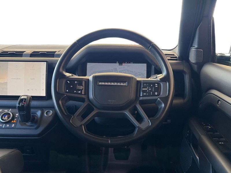 2022 (71) LAND ROVER DEFENDER 3.0 D300 X-Dynamic HSE 110 5dr Auto [6 Seat] 5948302