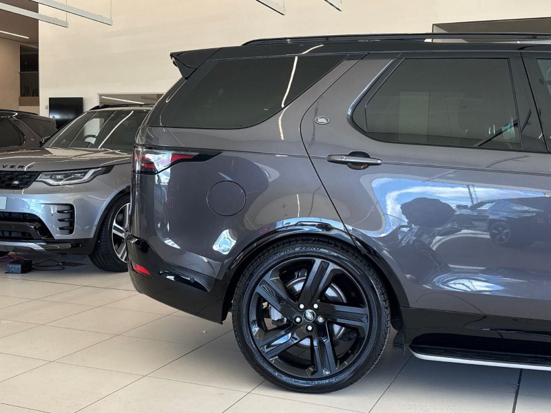 2023 (23) LAND ROVER DISCOVERY 3.0 D300 R-Dynamic HSE 5dr Auto 5971892