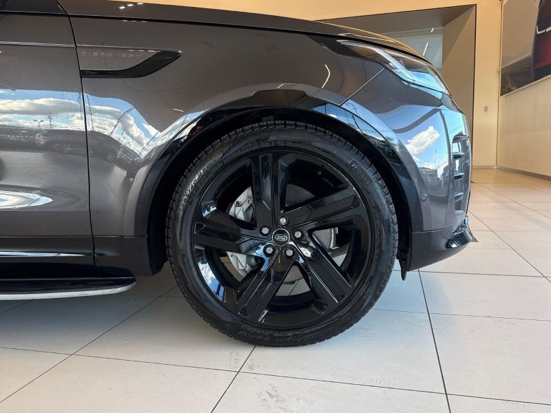 2023 (23) LAND ROVER DISCOVERY 3.0 D300 R-Dynamic HSE 5dr Auto 5971846