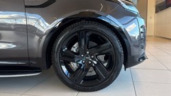 2023 (23) LAND ROVER DISCOVERY 3.0 D300 R-Dynamic HSE 5dr Auto 5971846