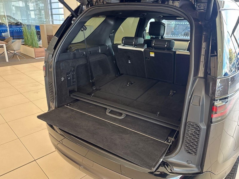 2023 (23) LAND ROVER DISCOVERY 3.0 D300 R-Dynamic HSE 5dr Auto 5971878