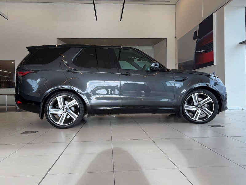 2023 (73) LAND ROVER DISCOVERY 3.0 D300 Metropolitan Edition 5dr Auto 5973807