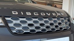 2023 (73) LAND ROVER DISCOVERY 3.0 D300 Metropolitan Edition 5dr Auto 5973792