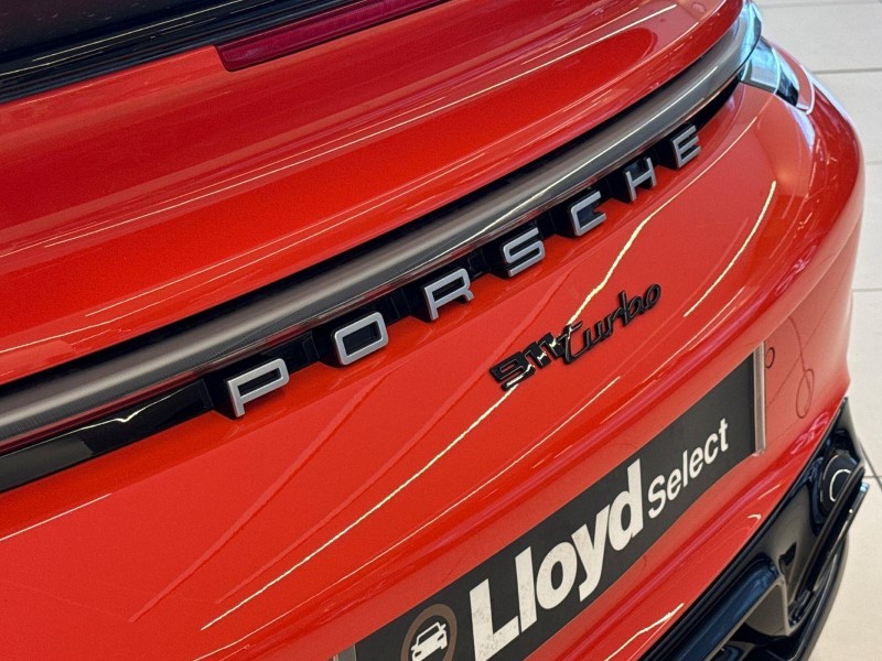 2022 (22) PORSCHE 911 2dr PDK 5967151