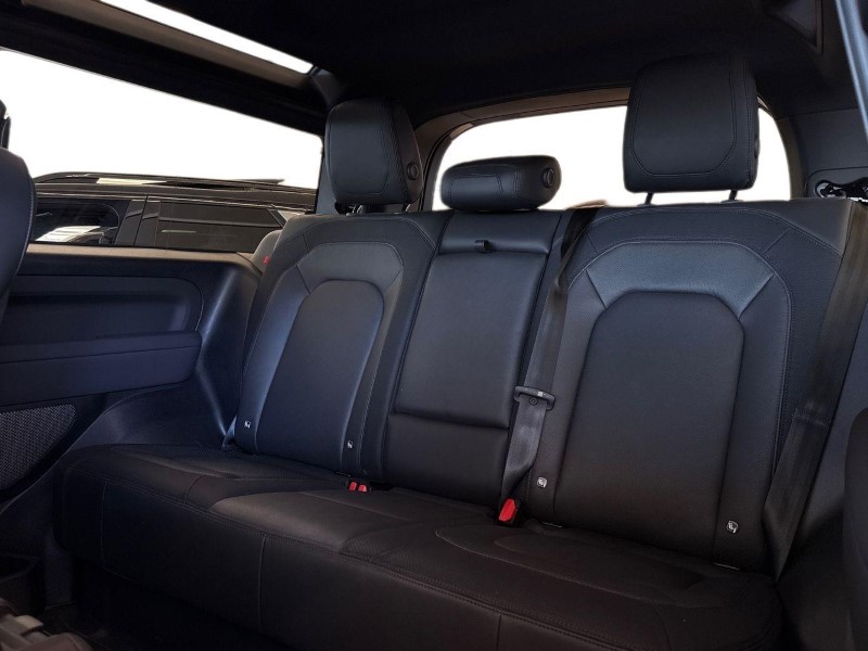2023 (23) LAND ROVER DEFENDER 3.0 D250 X-Dynamic SE 90 3dr Auto 5972067