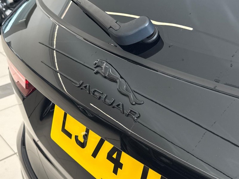 2024 (74) JAGUAR F-PACE 2.0 P400e R-Dynamic SE Black 5dr Auto AWD 5974102