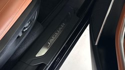 2024 (74) JAGUAR F-PACE 2.0 P400e R-Dynamic SE Black 5dr Auto AWD 5974094
